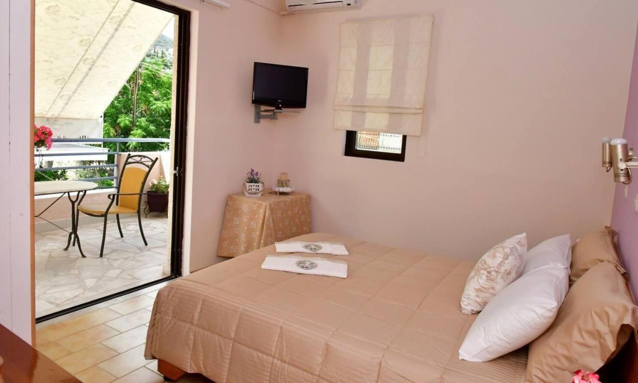 Konstantinos Apartments Tolo Exterior photo